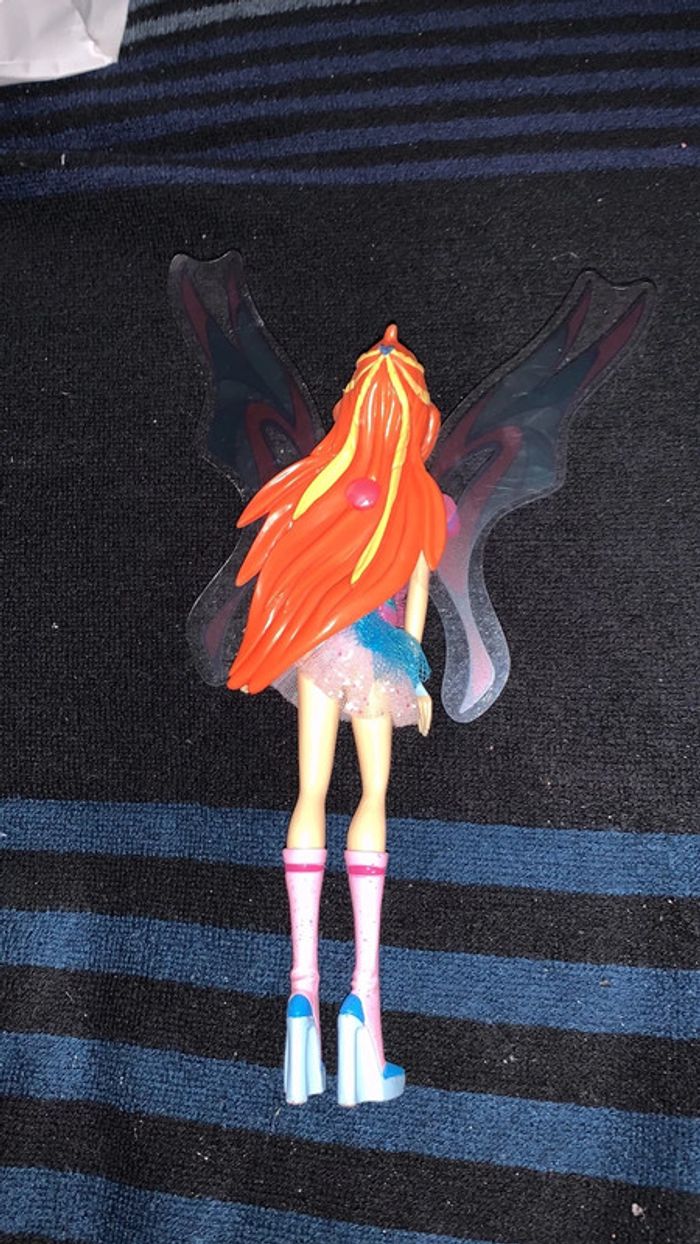 Poupée winx bloom - photo numéro 2