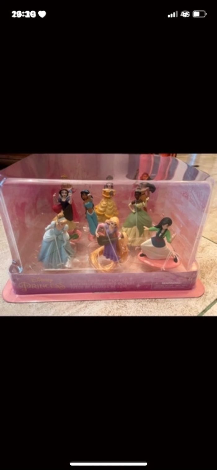 Lot de figurines Disney neuf - photo numéro 2