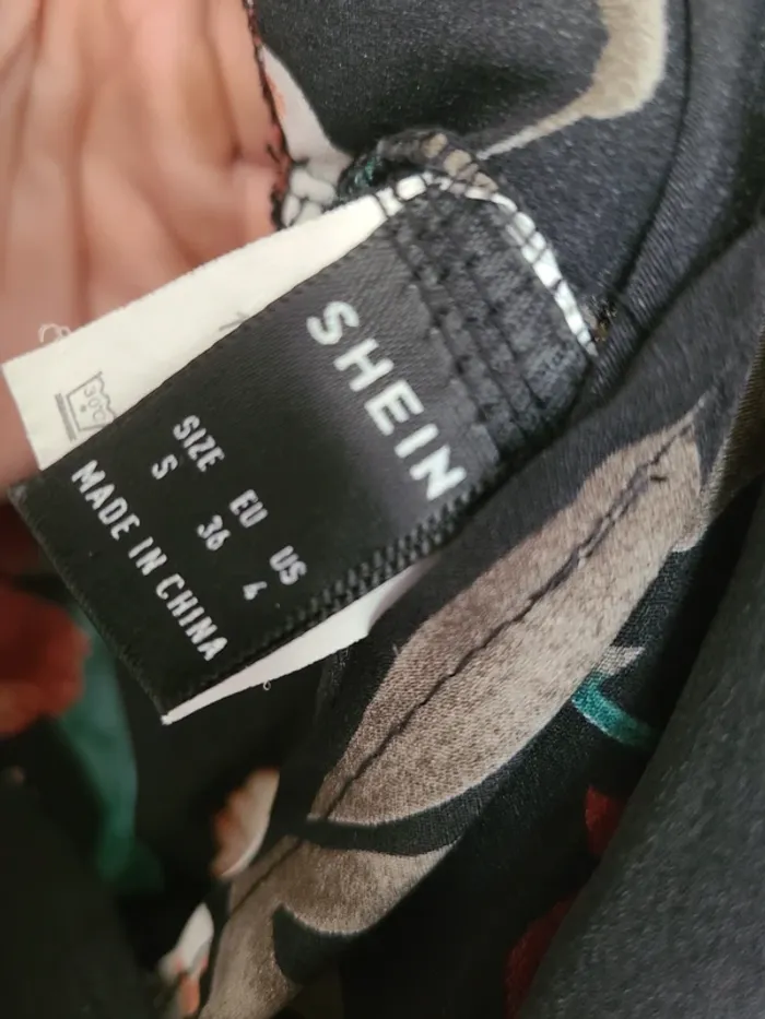 Haut shein - photo numéro 2