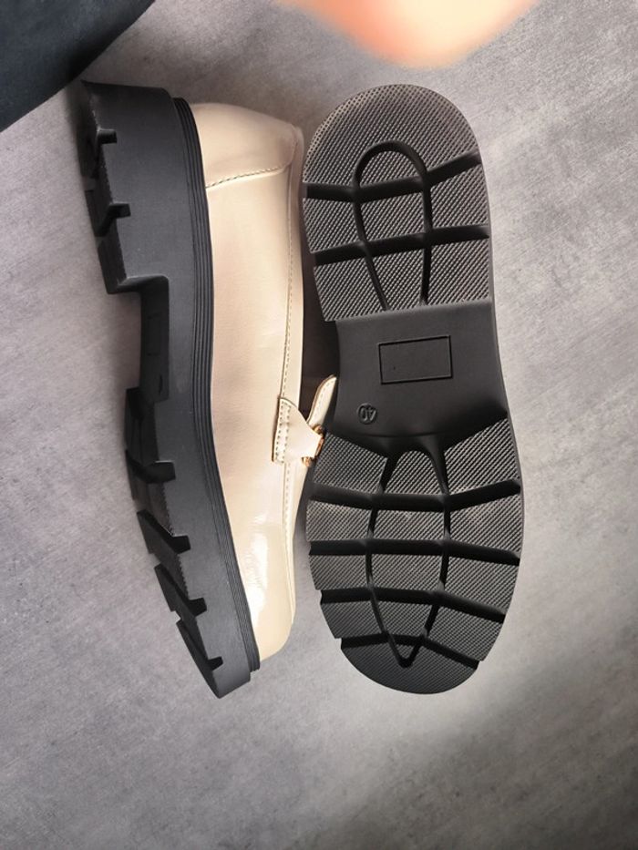 Mocassins beige neufs - photo numéro 7