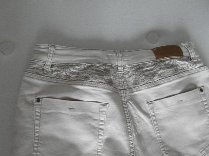 pantalon ajusté - photo numéro 7