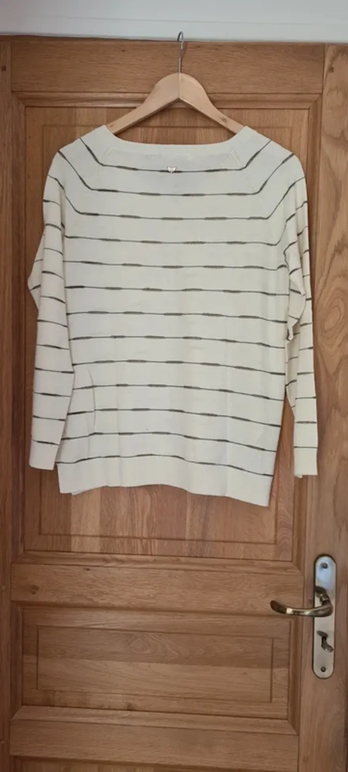 Pull col V beige rayé LPB - photo numéro 4
