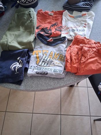 Lot de  6 vêtements  divers garçon " t- 6 ans"