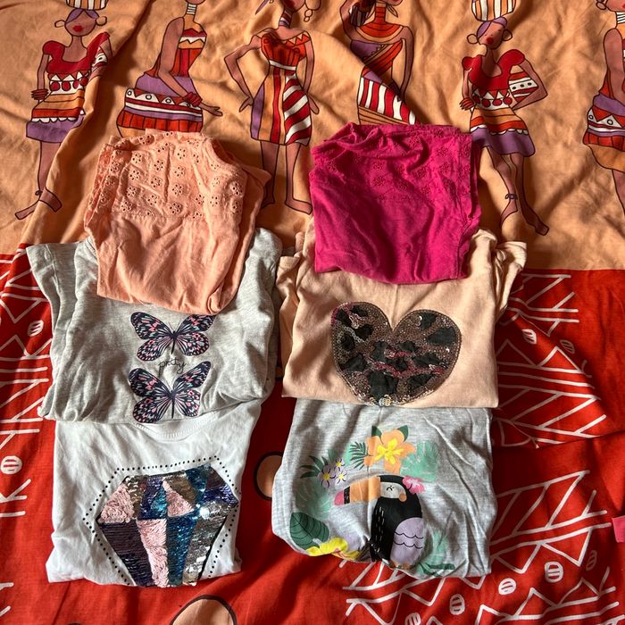 T-shirts