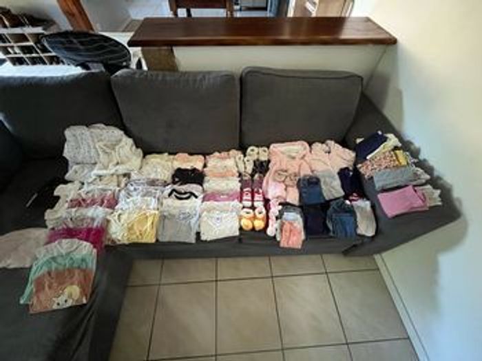 Vêtements, bébé fille 3 mois