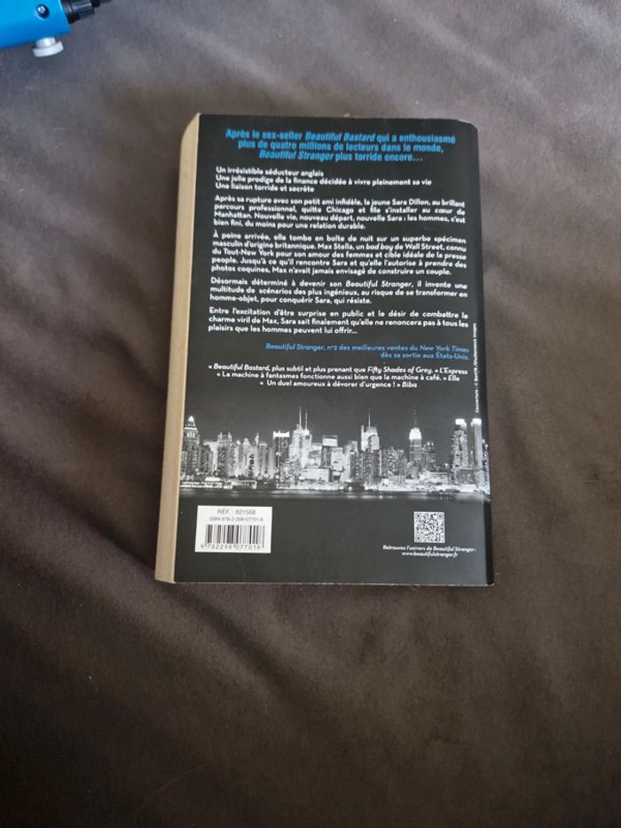 Beautiful Stranger - photo numéro 3