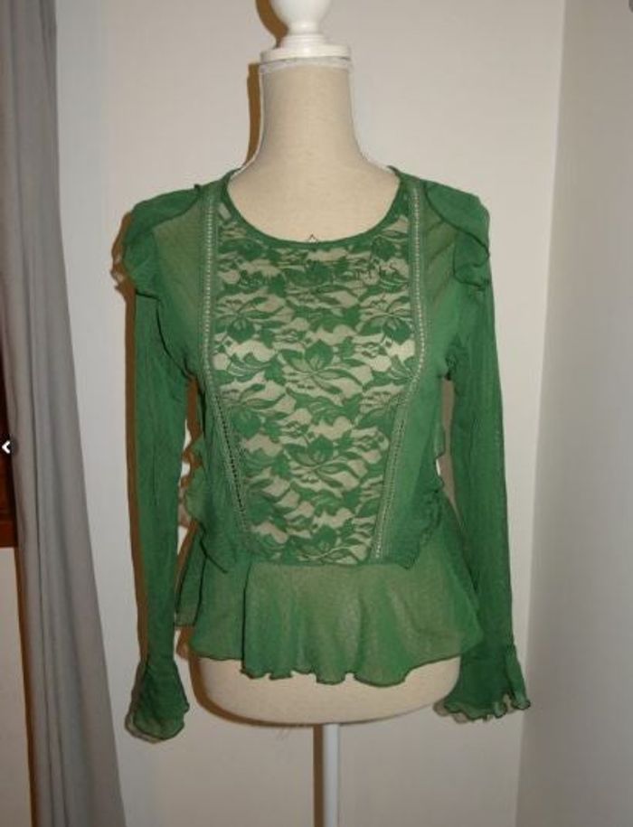 Haut peplum dentelle vert,taille S, Nuna Lie, NEUF avec étiquette!