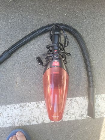 Aspirateur voiture 