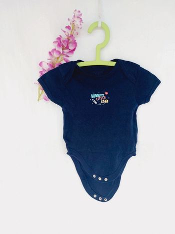 Bodie manches courtes 6 / 9 mois Primark