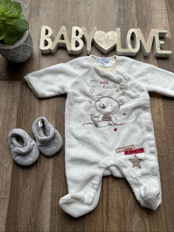 - Pyjama Kitchoun    - 1 mois - Très bon état