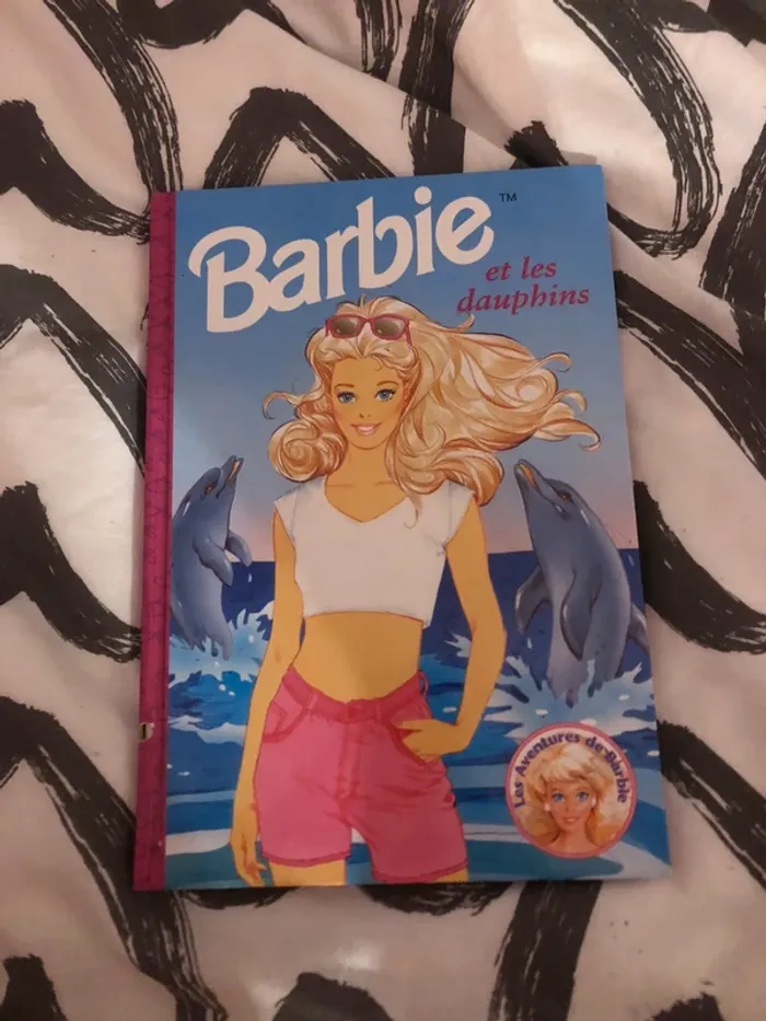barbie et les dauphins, l’équitation , le cirque le bal - photo numéro 2