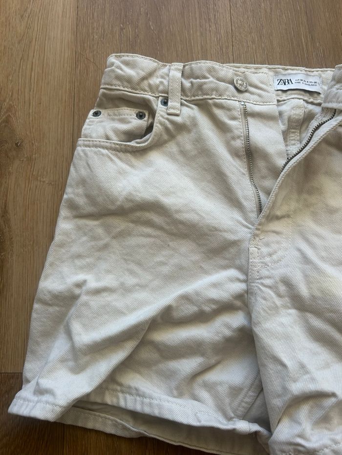 Short blanc cassé Zara - photo numéro 4