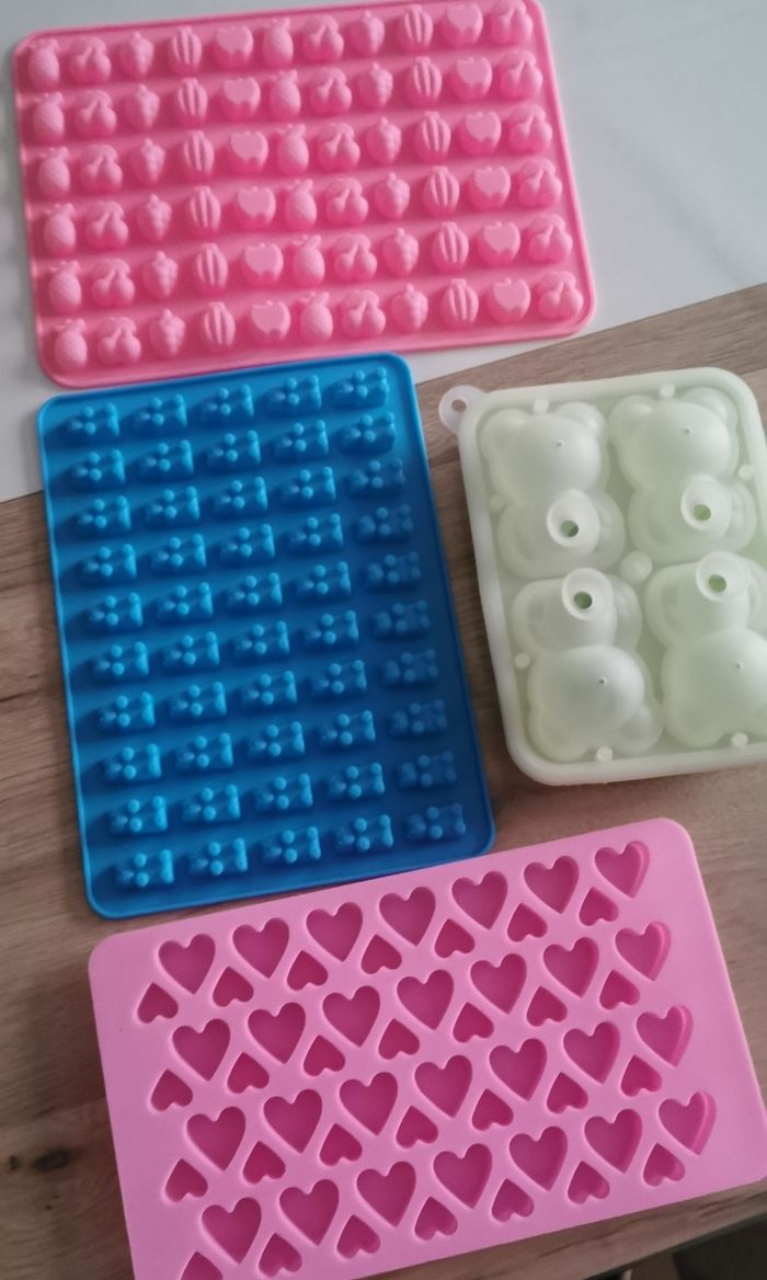 Moule ourson coeur fruit