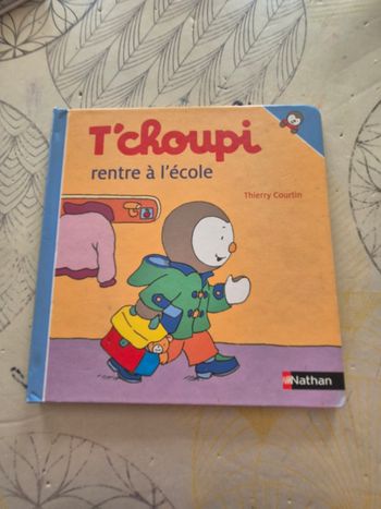 Livre "Tchoupi rentre à l'école "