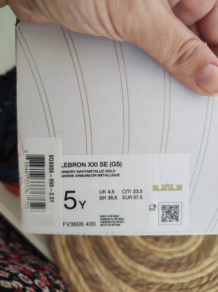 Baskets Nike LeBron XXI - photo numéro 9