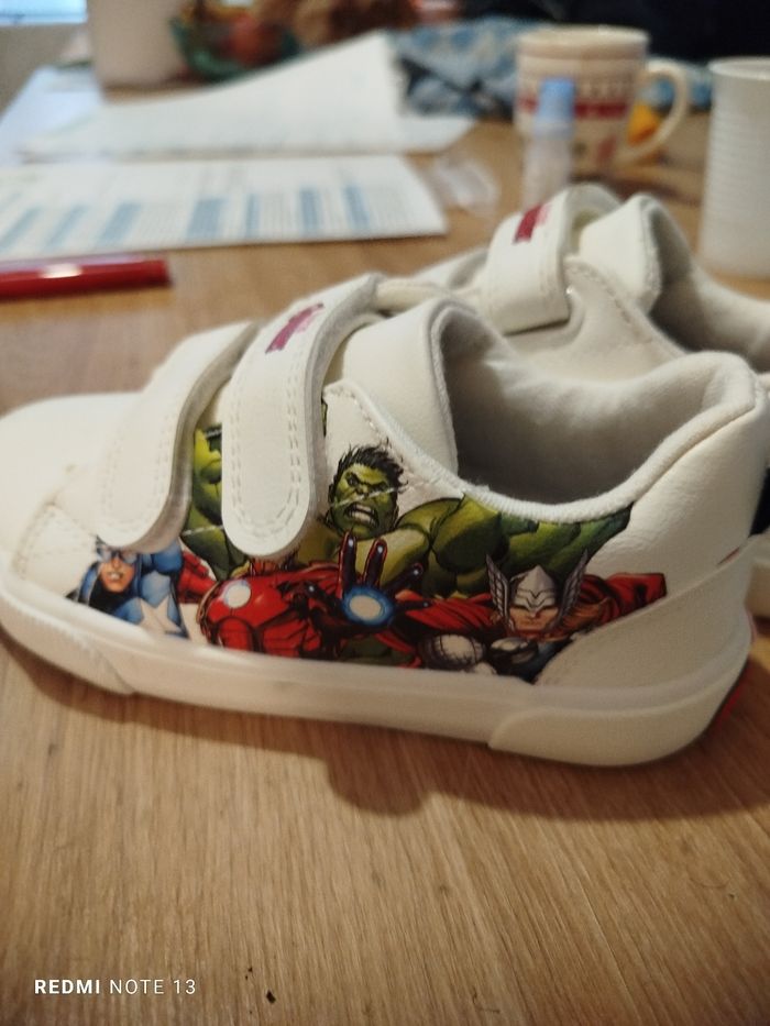 #kytie25chaussuregarcon. Basket taille 25/26 - photo numéro 3