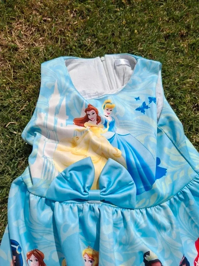 Robe princesse disney taille 140 cm - photo numéro 6