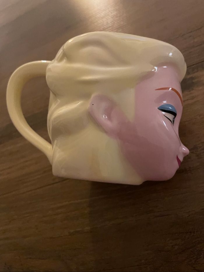 Tasse Elsa - photo numéro 2