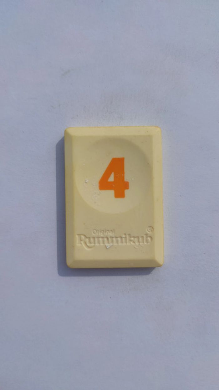 Tuile chiffre 4 quatre orange pièce détachée Rummikub Le rami des chiffres 1996 hasbro #B40