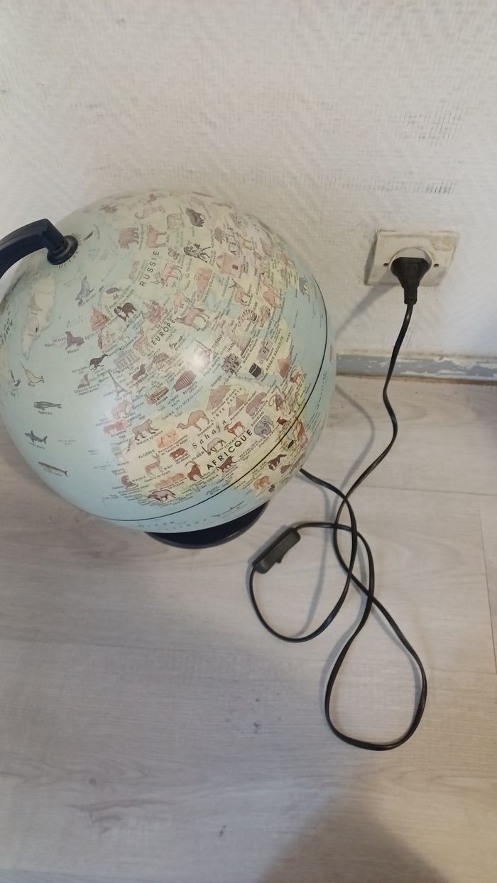 Globe terrestre - photo numéro 4