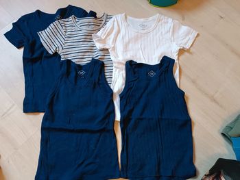 Lot maillots de corps 4/5 ans Tex