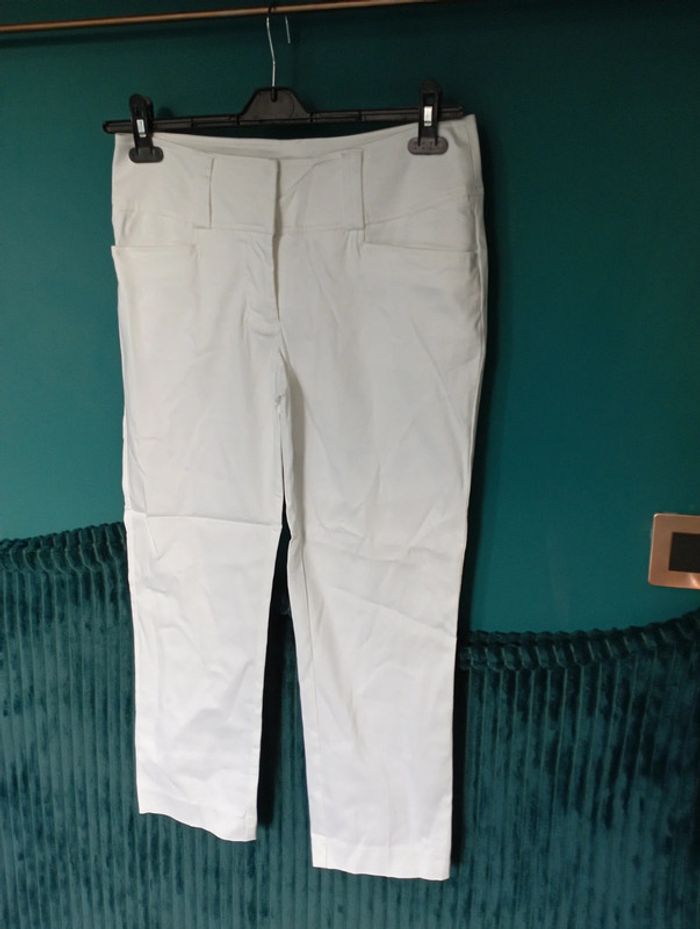 Pantalon 3/4 coton blanc - photo numéro 2