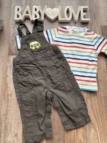 - Ensemble - 6 mois - Très bon état