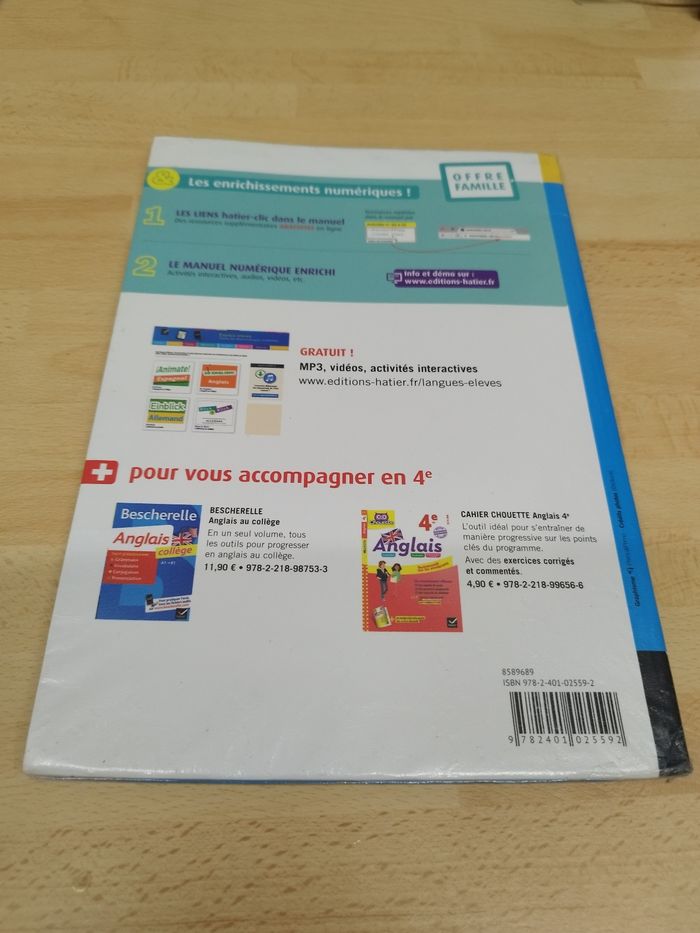 Evelyne Ledru-Germain and 2 more

So English! - Anglais 4e Éd. 2017 - Livre élève - photo numéro 2