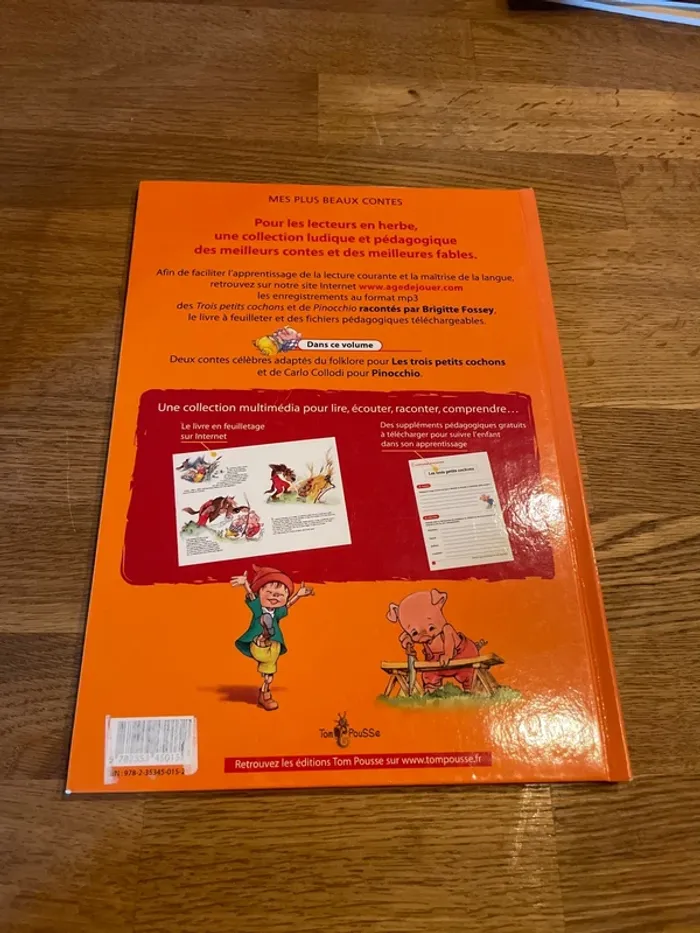 Livre Mes plus beaux contes Les Trois petits cochons / Pinocchio - photo numéro 3