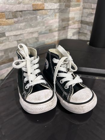 Converse montante bébé taille 21
