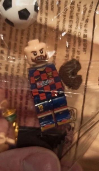 Personnage type Lego football neuf Lionel Messi FC Barcelone maillot damiers