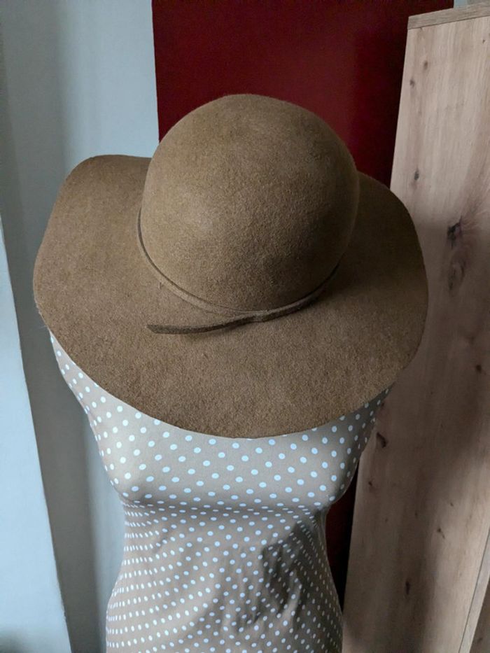 Capeline chapeau marron laine somewhere très jolie - photo numéro 2