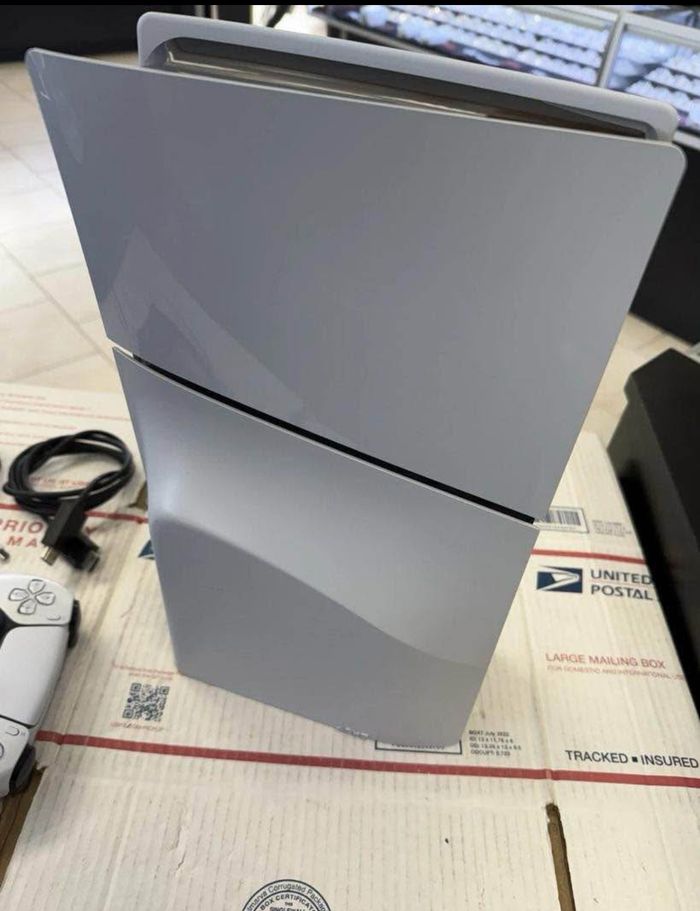 PlayStation 5 pro - photo numéro 2