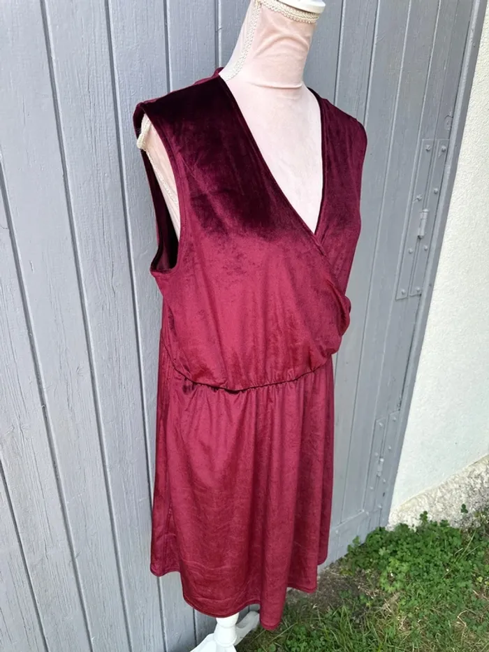 Robe décolleté sans manches bordeaux velours chic 42/XL - photo numéro 2