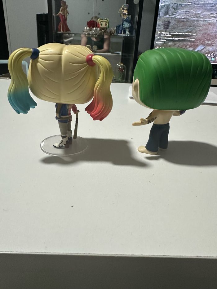 Lot de 2 figurines pop Harley Queen et Joker - photo numéro 3