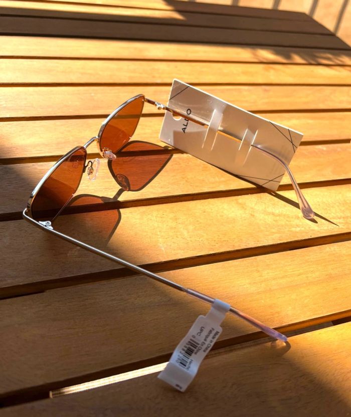 Lunette de soleil Femme Aldo neuve - photo numéro 2