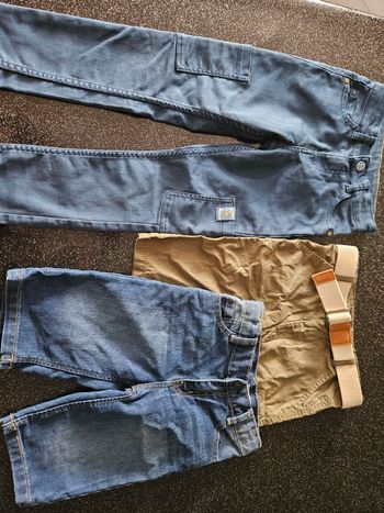 Lot pantalon 5ans et short 6ans 