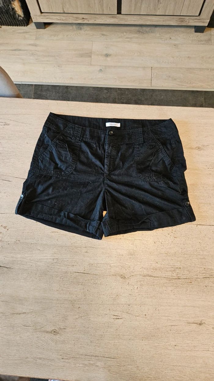 Short femme noir, Yessica, taille 48, nickel - photo numéro 2