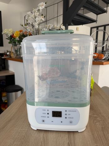 Momcozy stérilisateur et séchoir pour biberon