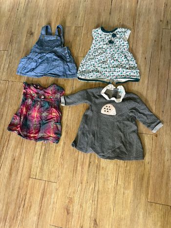 Lot 4 robes 6 mois + 1 t-shirt
