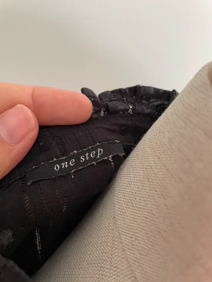 Blouse noire One Step T36 plumetis ajourée - photo numéro 7