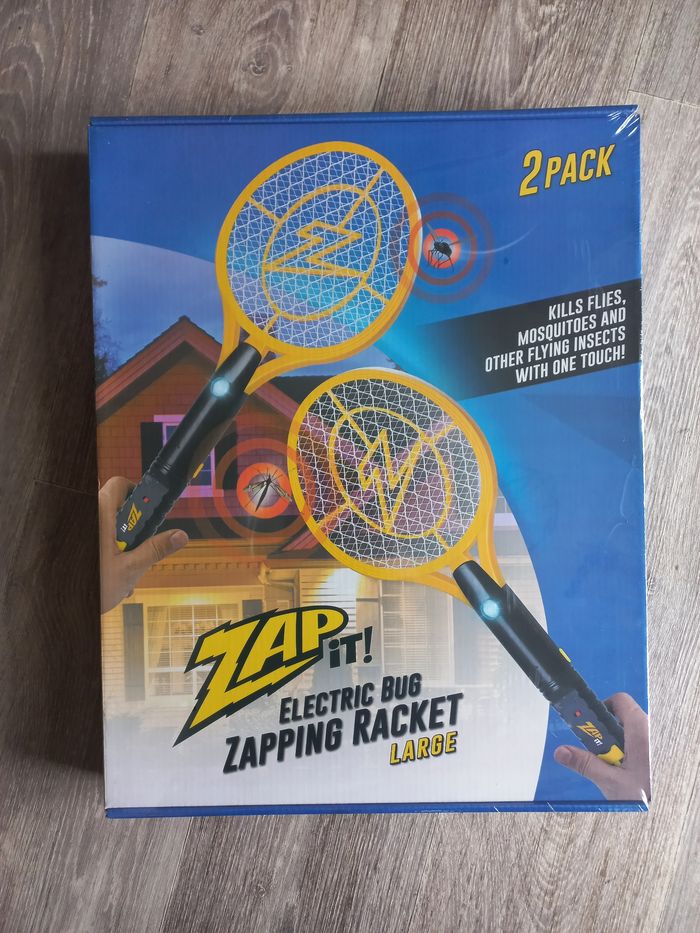 Lot de 2 raquettes électriques anti insectes volants - photo numéro 1