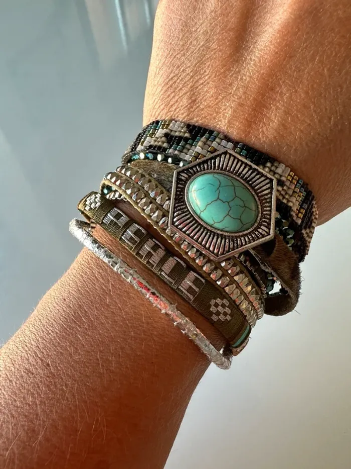 Bracelet hipanema turquoise kaki
