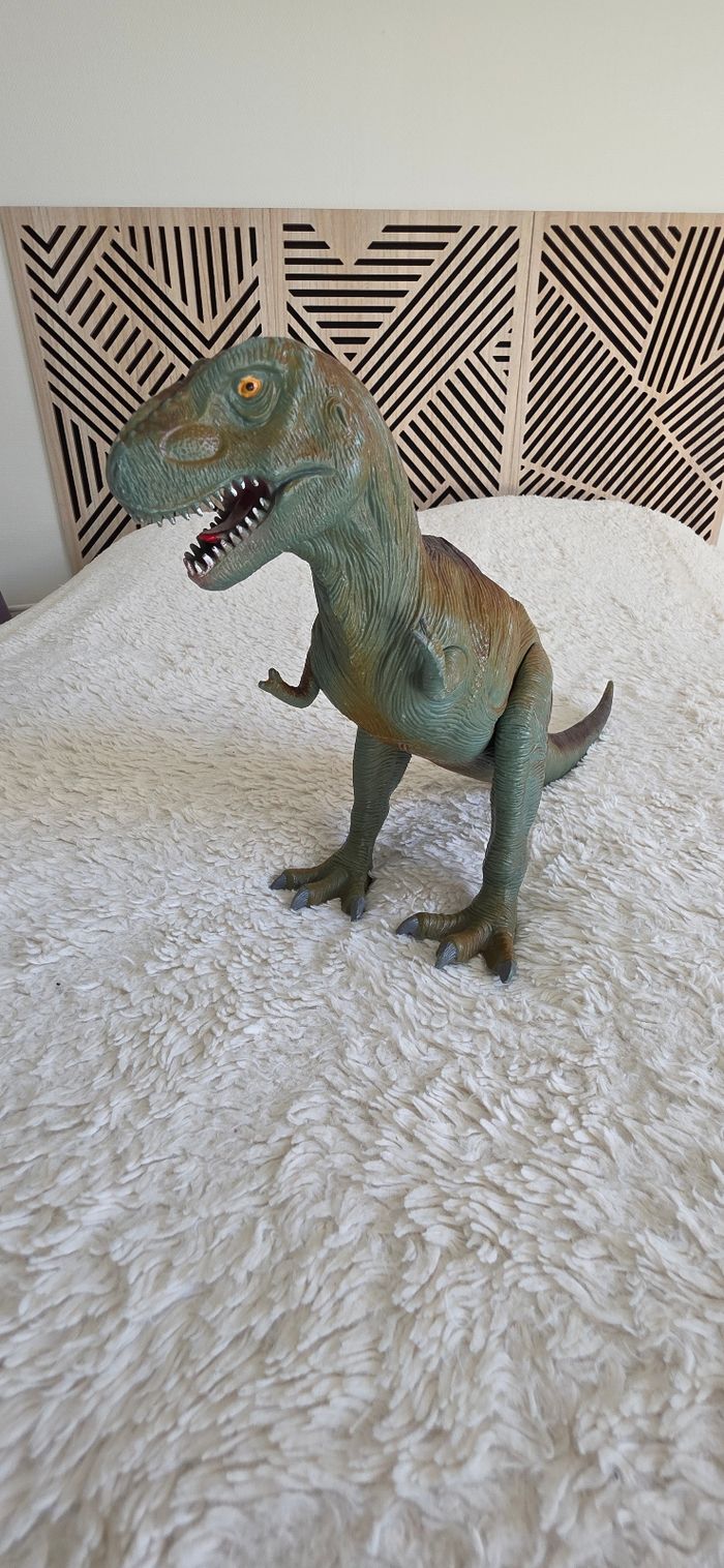 Grand dinosaure - photo numéro 2