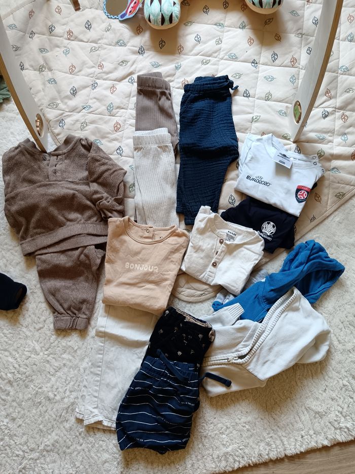 Lot vêtements bébé 9mois