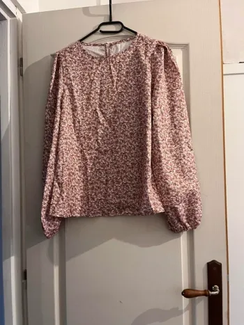 Blouse S 🔄