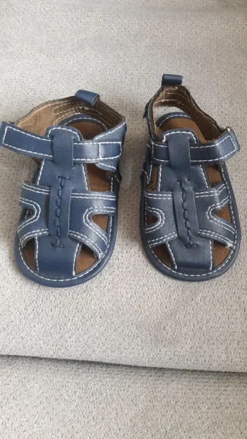 Sandales