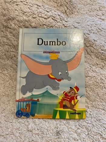 Livre Dumbo Walt Disney