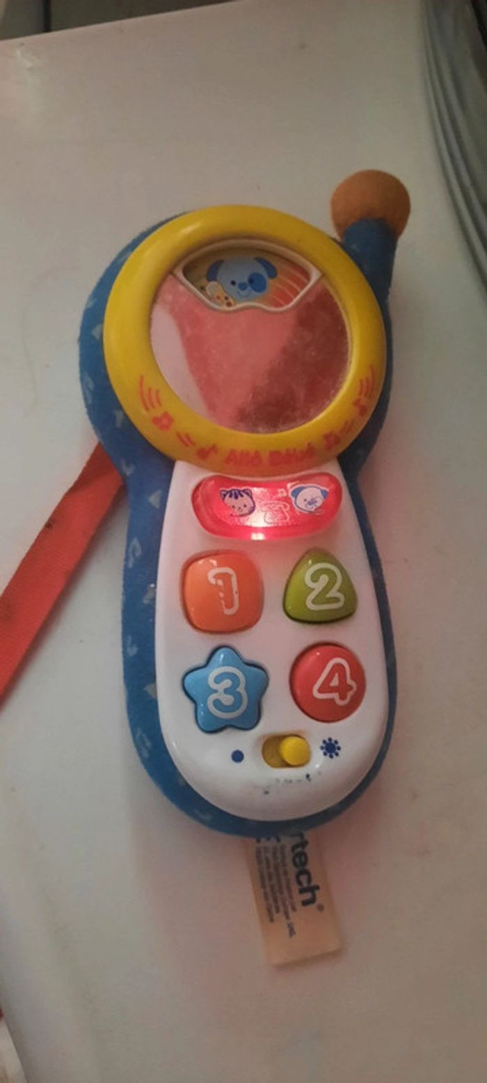 Téléphone bébé - photo numéro 2