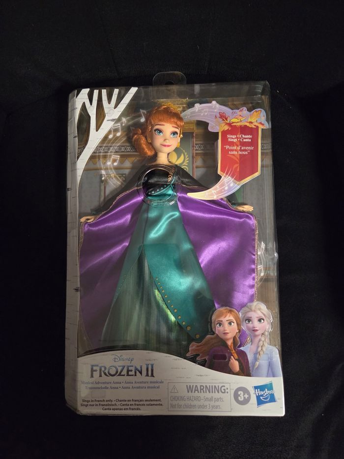 Poupée ANNA neuve dans son emballage d'origine